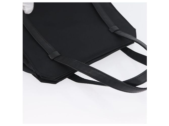 Borsa a mano Gianni Versace in nylon nero e oro Auth bs33883 D'oro - vista 6