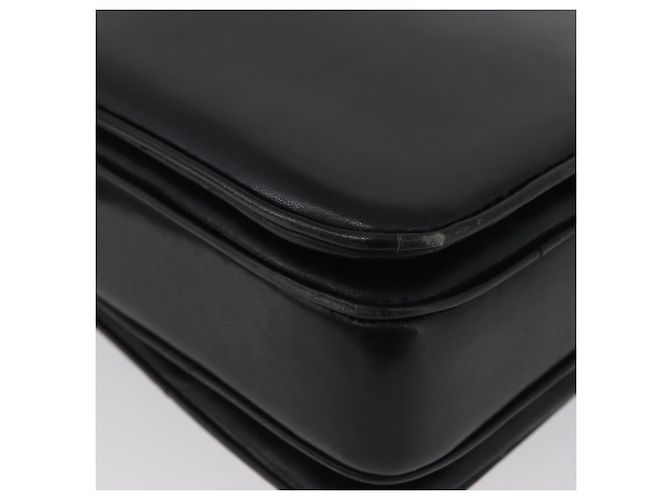 Borsa a Spalla CÉLINE Carrozza in Pelle Nera e Oro Auth SW1908 Nero D'oro - vista 16