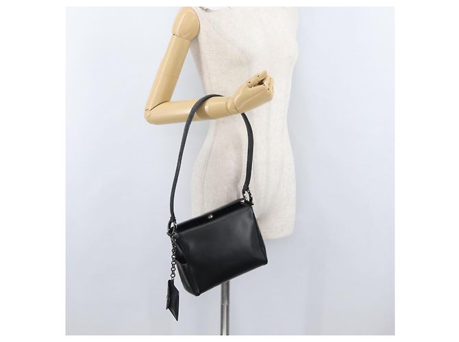 Borsa a Spalla Gancini in Pelle Nera e Argento Salvatore Ferragamo Auth 173384 Nero - vista 23