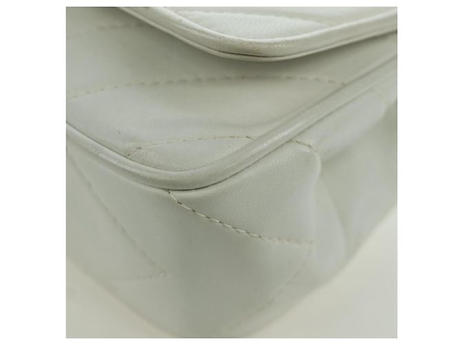 CHANEL Bolsa de Ombro Griboa V Stitch em Couro Branco Ouro CC Auth ARZ551SAV Dourado - vue 16