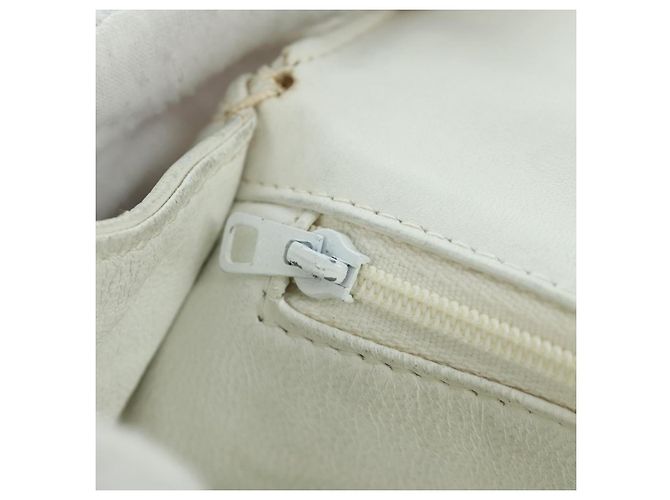 CHANEL Bolsa de Ombro Griboa V Stitch em Couro Branco Ouro CC Auth ARZ551SAV Dourado - vue 25