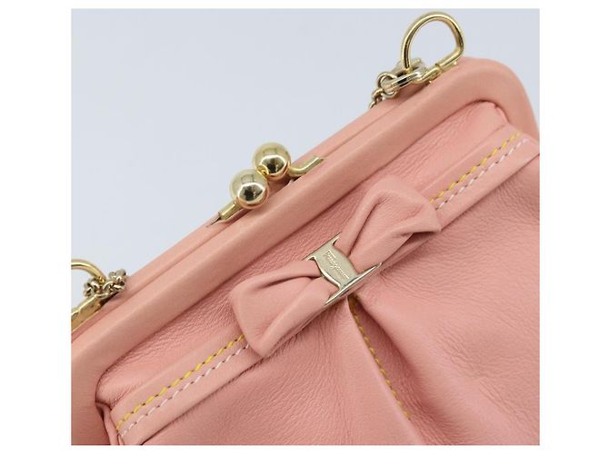 Pochette in pelle Vala Chain di Salvatore Ferragamo Rosa Oro Auth LNZ683A - vista 10
