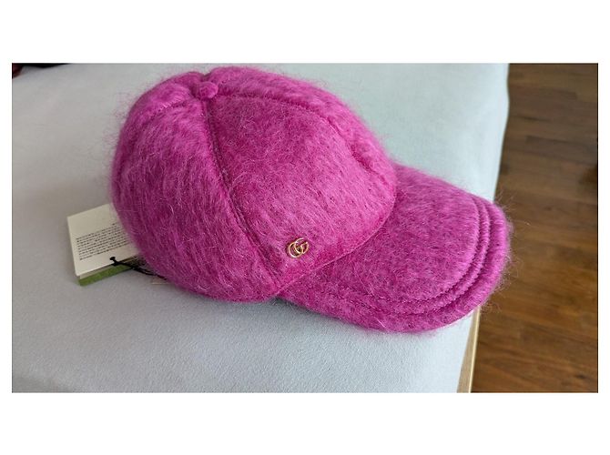 Cappellino Gucci in mohair rosa - vista 3
