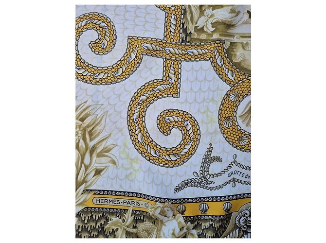 Foulard in seta Hermès Grotte de Versailles 1969 Giallo - vista 2