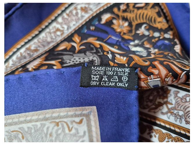 Foulard Hermès Hunting in India seta blu 90x90 - vista 4