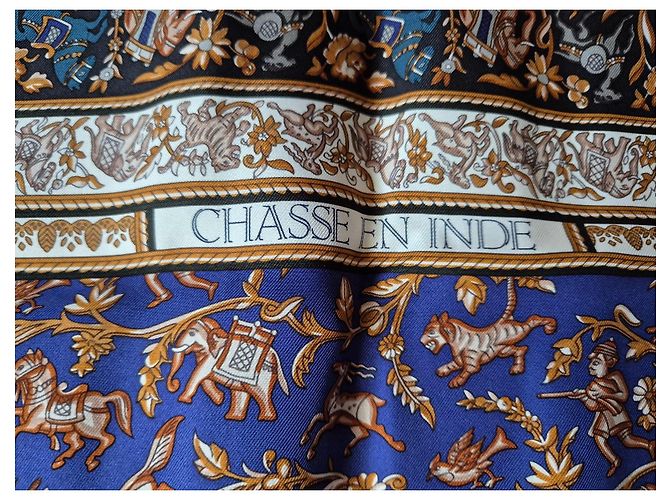 Foulard Hermès Hunting in India seta blu 90x90 - vista 5