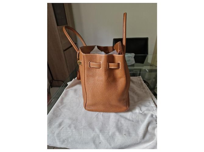 Hermès Kelly 35 cm Couleur Carmel Bijouterie dorée Camel - vue 4