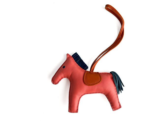Hermès Rodéo PM Leder Charm Rosa Pink - Ansicht 2