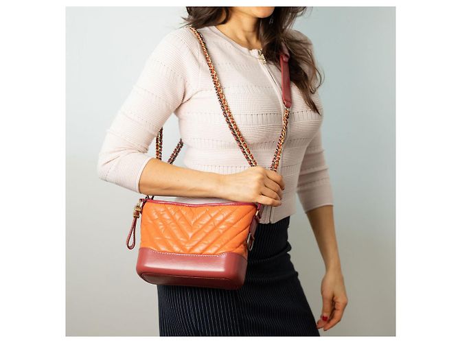 Chanel Borsa a spalla piccola in pelle di agnello chevron Gabrielle arancione - vista 4