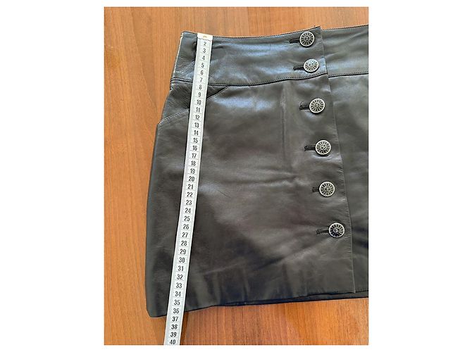 Increíble falda de cuero Chanel Negro - vista 10
