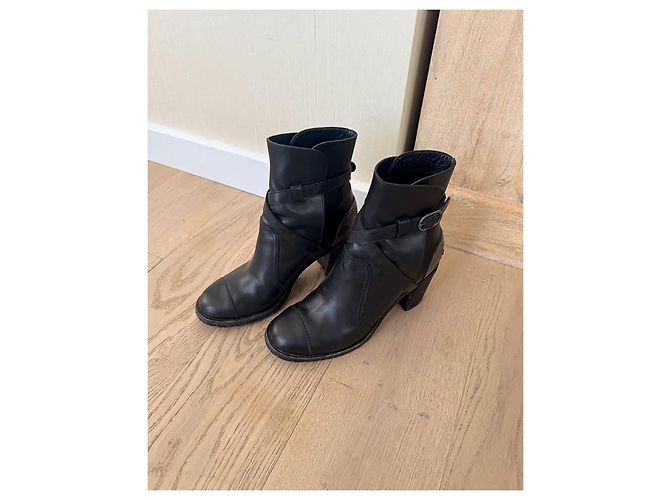 Botas Chanel incríveis Cinza - vista 3