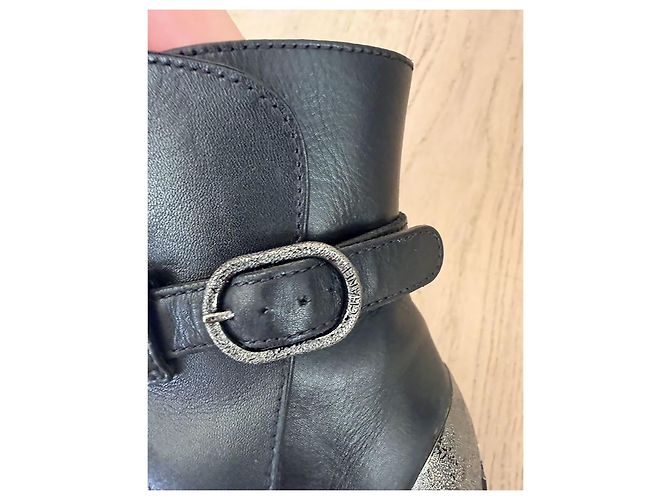 Botas Chanel incríveis Cinza - vista 4
