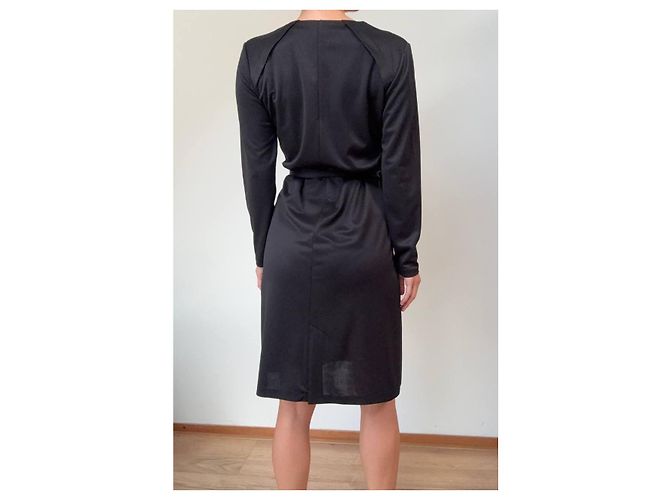 Filippa K Wickelkleid schwarz aus Triacetat - Ansicht 2