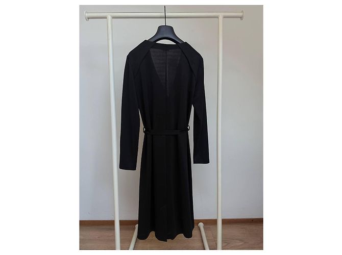 Filippa K Wickelkleid schwarz aus Triacetat - Ansicht 6