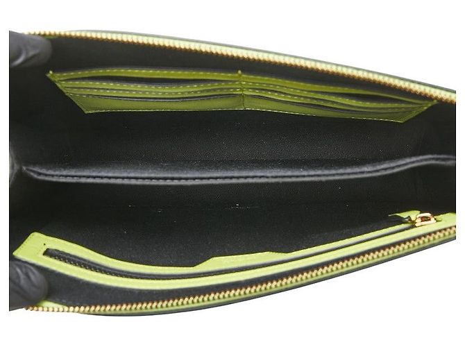 Clutch de couro Medusa da Versace - vista 8