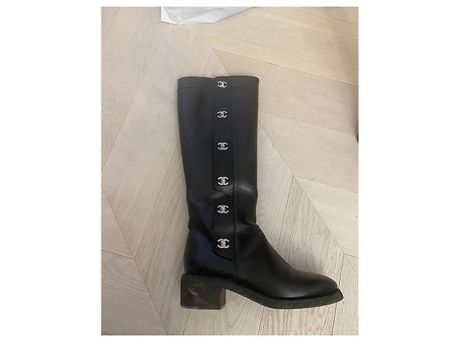 Increíbles botas Multi Logo CC de Chanel Runway Negro - vista 2