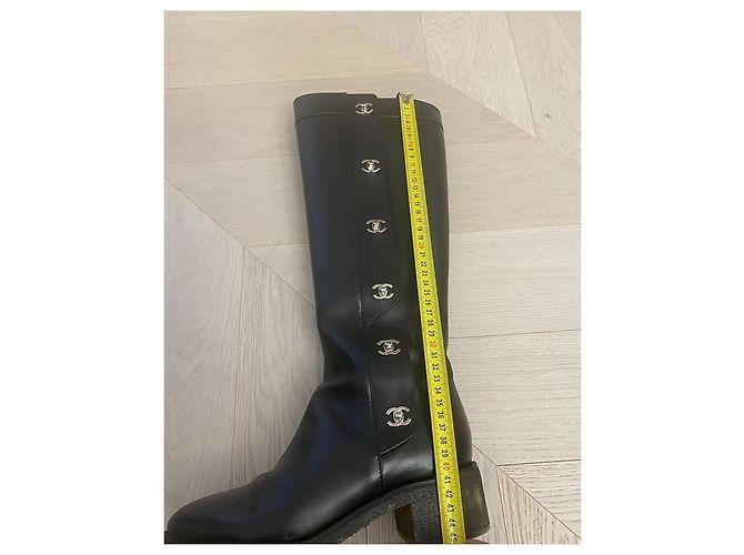 Increíbles botas Multi Logo CC de Chanel Runway Negro - vista 6