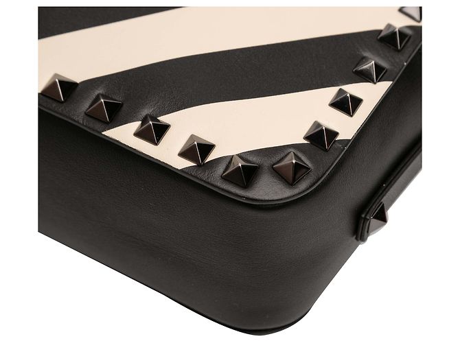 Borsa a tracolla Valentino in pelle nera con stampa a zigzag Rockstud Nero - vista 10