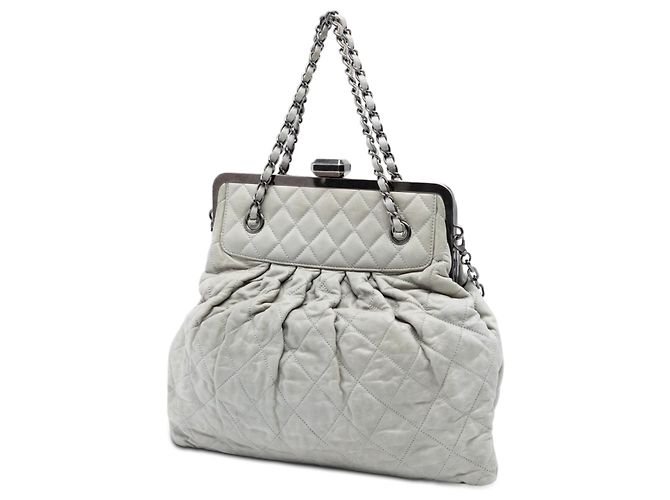 Bolsa de mão estruturada em couro de bezerro iridescente cinza Chanel Marrom - vista 2