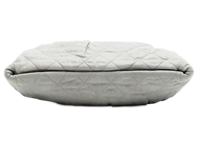 Bolsa de mão estruturada em couro de bezerro iridescente cinza Chanel Marrom - vista 3
