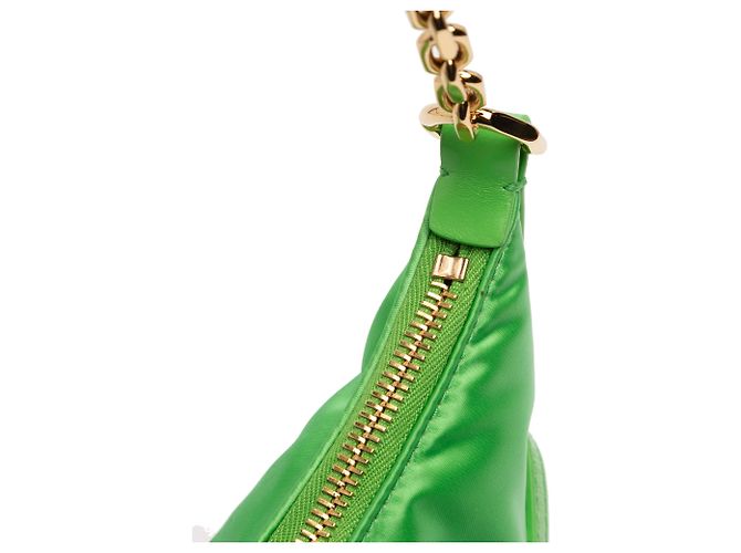 Borsa a spalla Voyou Party piccola in nylon verde di Givenchy - vista 10