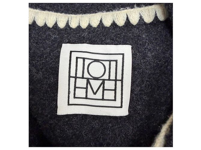 Totême Drapierte Fransenjacke aus grauer Wolle - Ansicht 4
