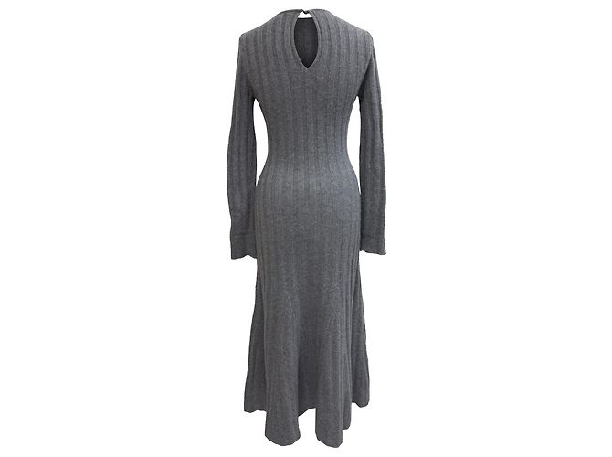 Vestido Midi Evan en Cachemira Gris de Reformation - vista 3