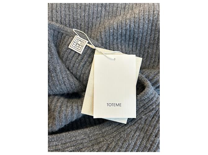 Totême Suéter de canalé gris con bufanda - vista 7