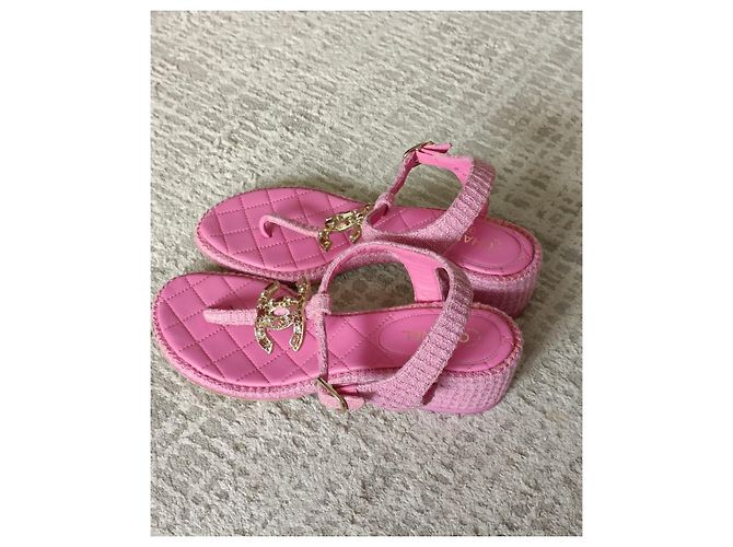 Chanel Pink Tweed Leder CC Perlenabsatzsandalen EU36.5 - Ansicht 5