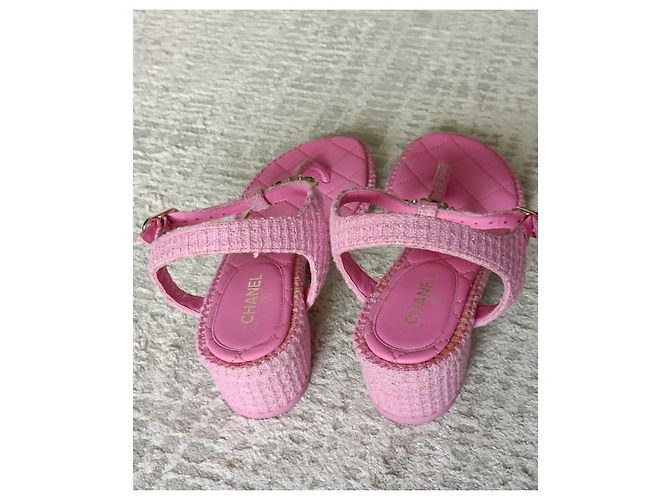 Chanel Pink Tweed Leder CC Perlenabsatzsandalen EU36.5 - Ansicht 6