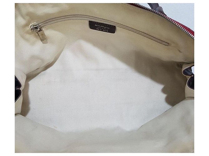 Salvatore Ferragamo Borsa Tote Decorativa Gancini Rosso - vista 8