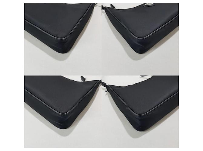 Prada Borsa Mini in Nylon Rieditata Nero - vista 8
