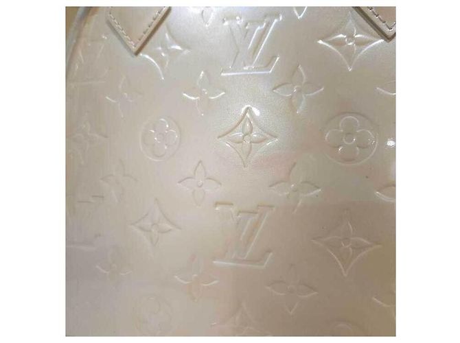 Louis Vuitton Borsa Alma PM in Monogram Vernis D'oro - vista 3
