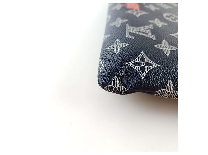 Louis Vuitton Clutch Pochette Monogramma Sottosopra Multicolore - vista 4
