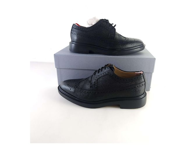 Thom Browne Brogue-Schuhe Long Wing aus Pebble Grain Leder mit Gummisohle Mehrfarben - Ansicht 2