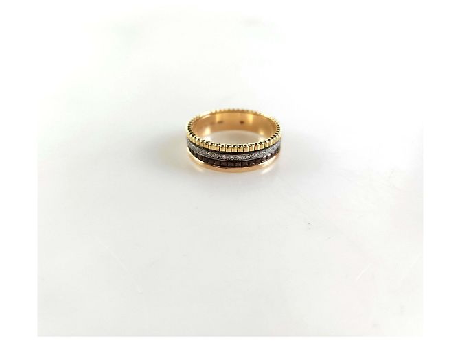Boucheron Anello Piccolo Quattro Classico con Diamante Multicolore - vista 2