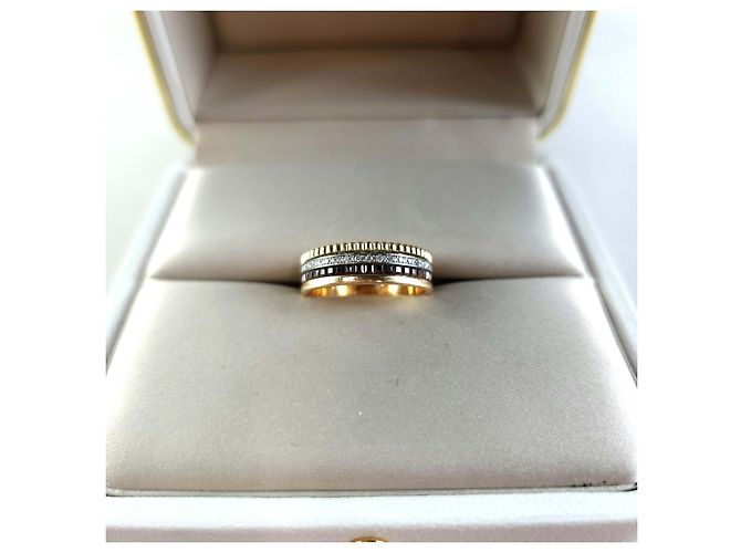 Boucheron Anello Piccolo Quattro Classico con Diamante Multicolore - vista 3