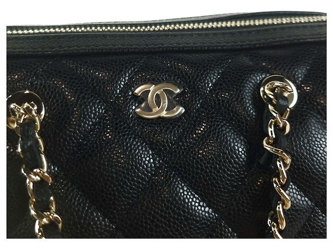 Bowling Chanel Borsa cilindrica in caviale, borsa a spalla, borsa a tracolla. Nero - vista 2