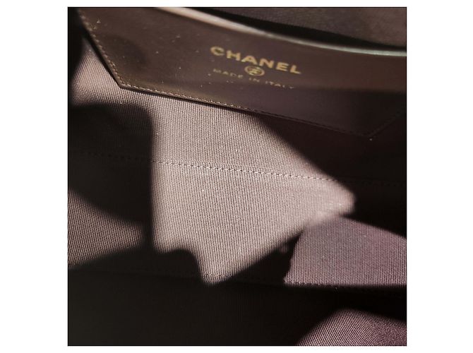Bowling Chanel Borsa cilindrica in caviale, borsa a spalla, borsa a tracolla. Nero - vista 6