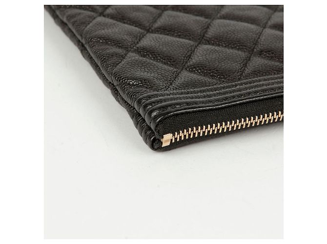 Chanel Clutch Medio in Pelle Caviar Boy Nero - vista 8