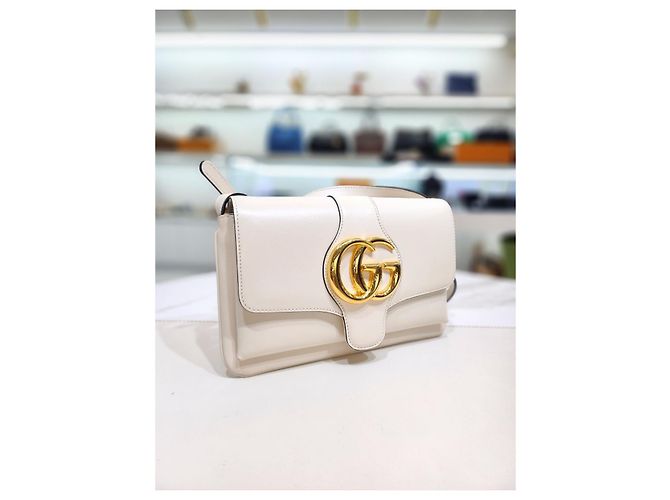 Gucci Borsa a tracolla incrociata GG Marmont in pelle bianca piccola Bianco - vista 13