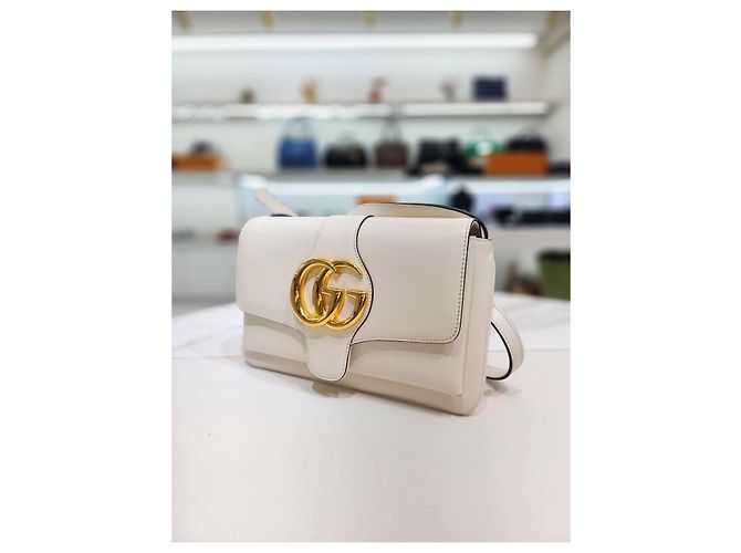 Gucci Borsa a tracolla incrociata GG Marmont in pelle bianca piccola Bianco - vista 4
