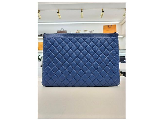 Boy Chanel Borsa Clutch Grande Caviar Blu Serie - vista 6