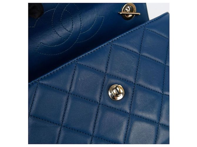 Trendy CC Chanel Borsa a spalla piccola CC alla moda con manico superiore Blu - vista 15