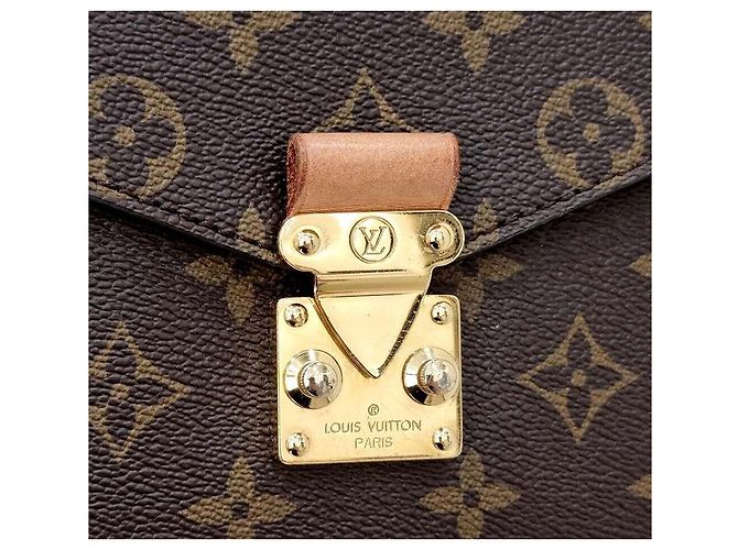 Louis Vuitton Pochette Metis Nero - vista 9