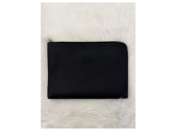 Louis Vuitton Clutch de cartera de cuero negro Condición - vista 5