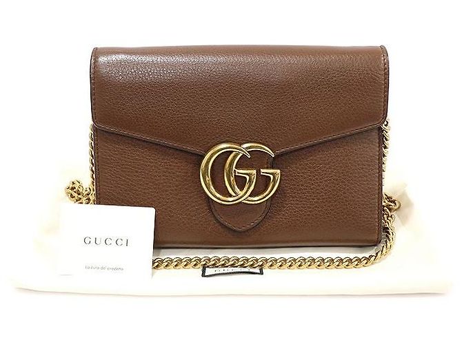 Gucci Mini borsa a tracolla GG Marmont in pelle texturizzata marrone con catena - vista 2