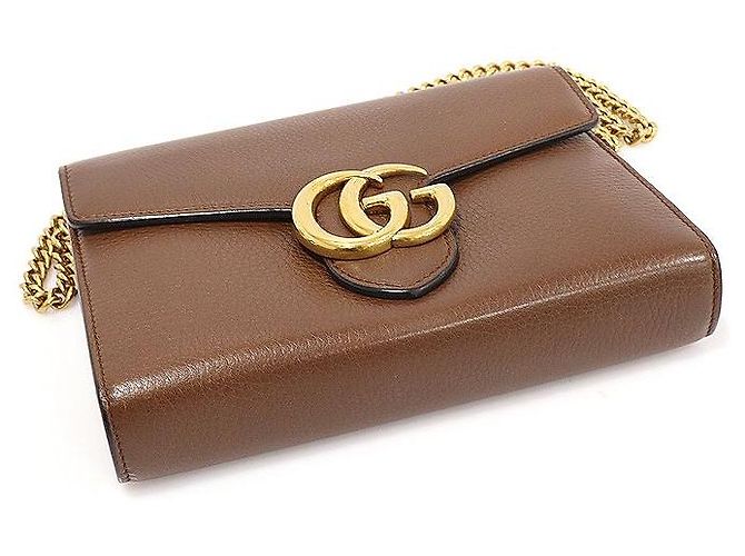 Gucci Mini borsa a tracolla GG Marmont in pelle texturizzata marrone con catena - vista 5