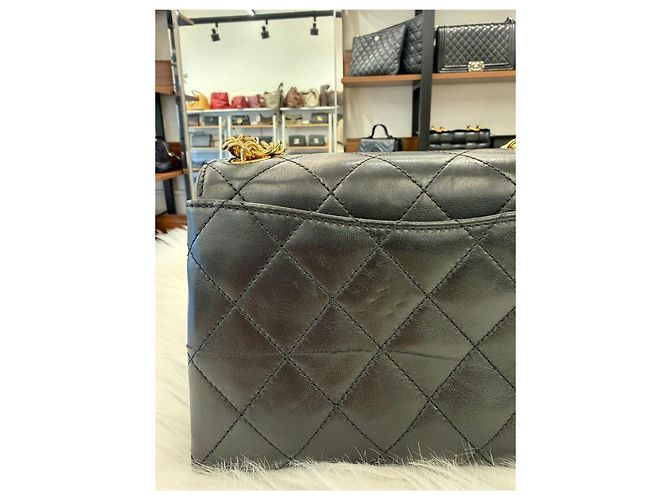 Chanel Bolsa mini de corrente em couro de cordeiro com aba acolchoada Multicor - vista 12