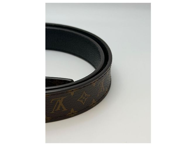 Louis Vuitton Monogram Reversible Belt Black - view 14